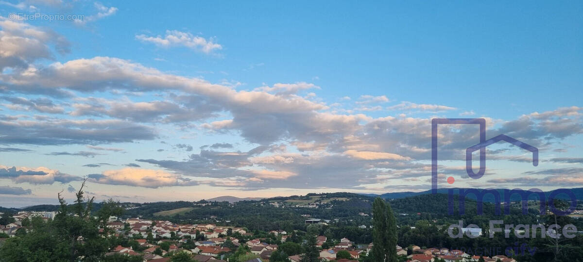Appartement à LA TALAUDIERE