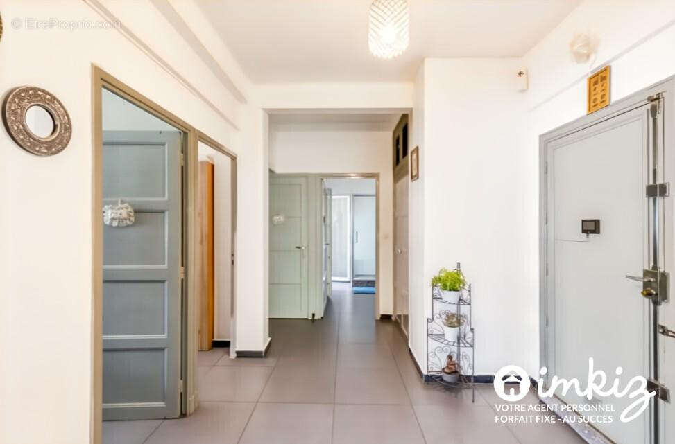 Appartement lumineux avec fort potentiel ! - photo 5
