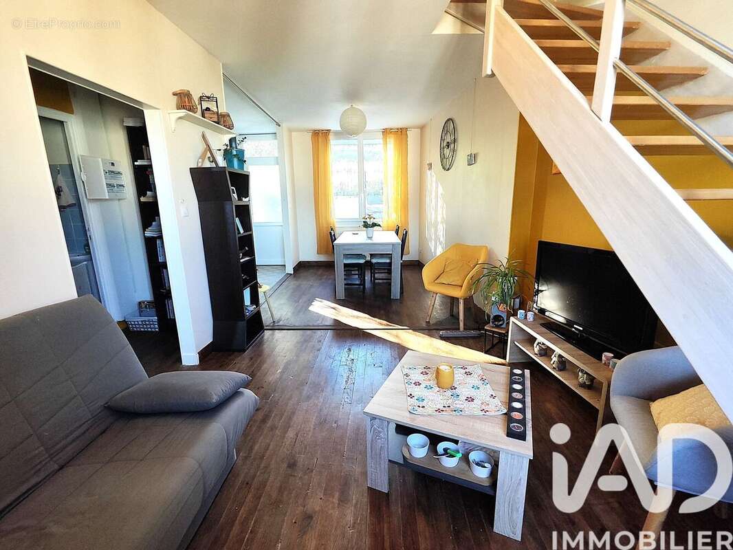 Photo 2 - Maison à SAINT-ELOY-LES-MINES