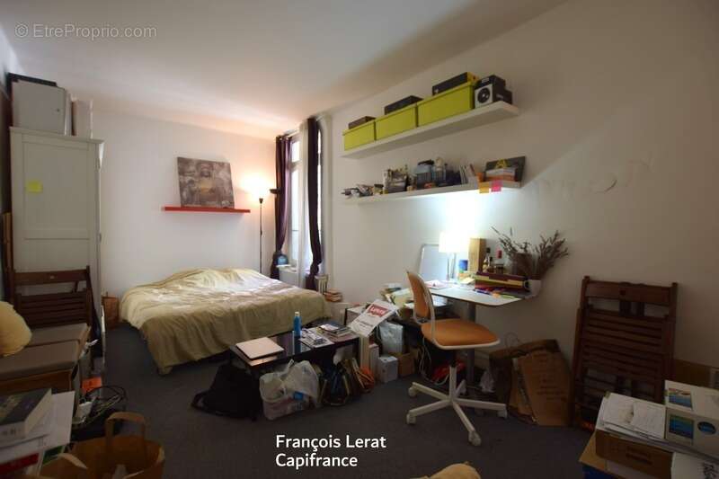 Appartement à PARIS-7E