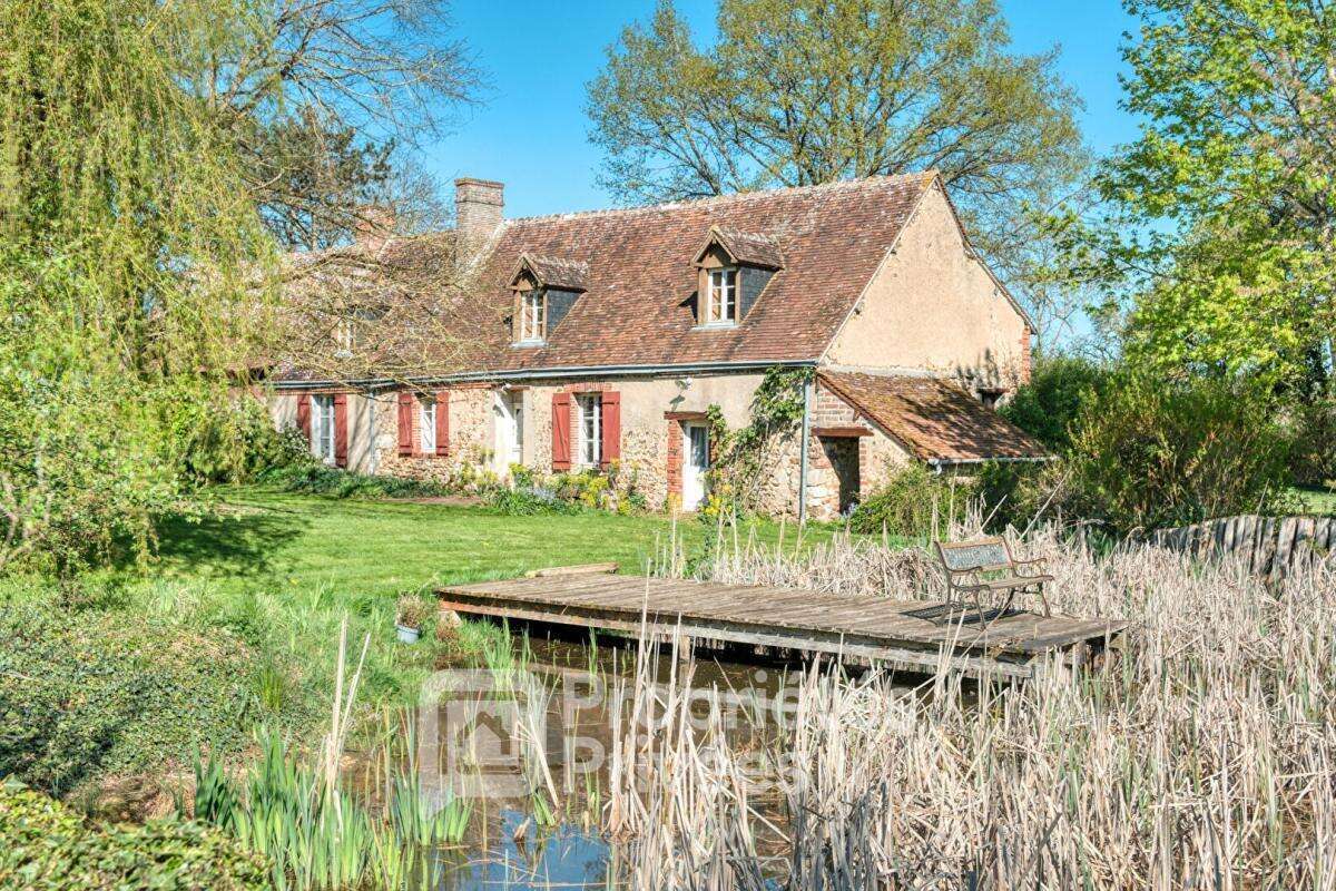 Maison à SAINT-DENIS-LES-PONTS