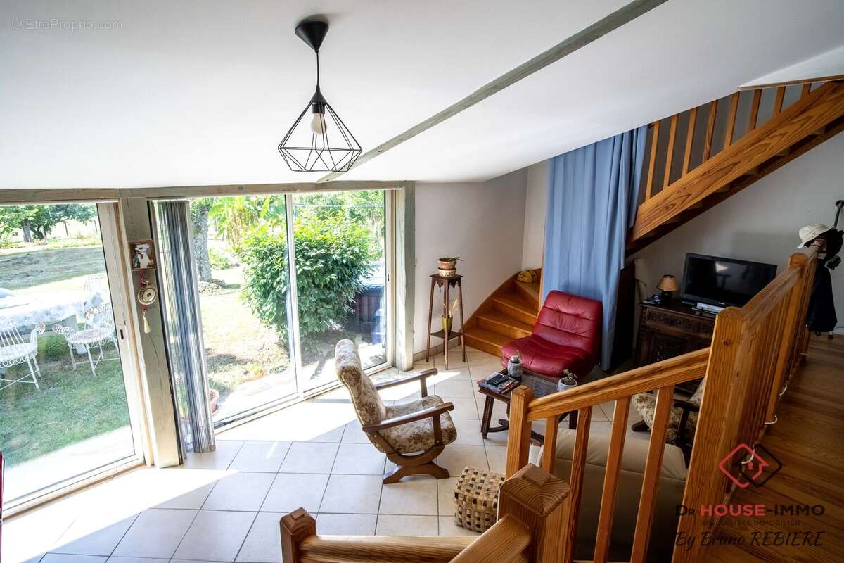 Maison à LA COQUILLE