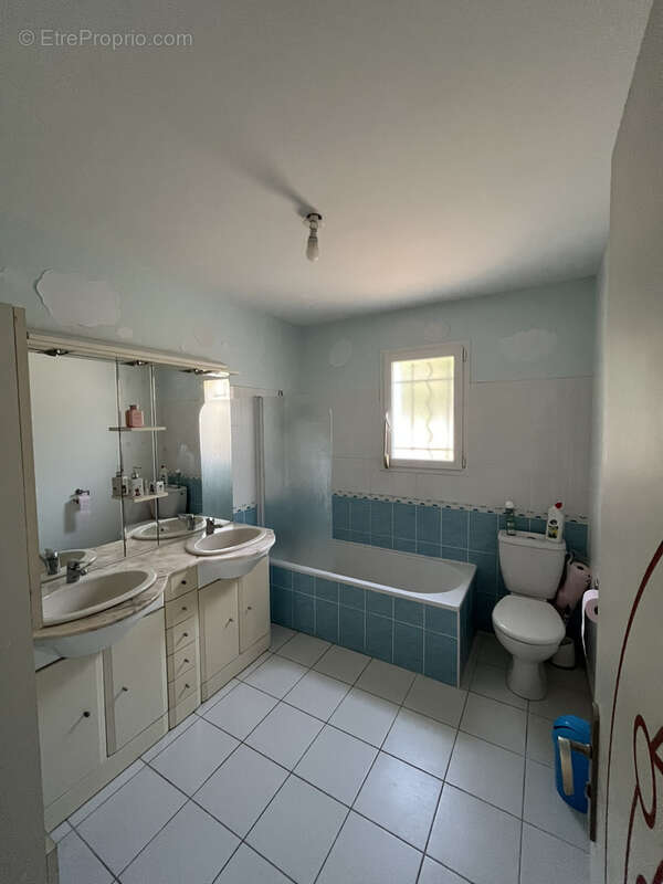 À découvrir sans tarder : belle villa familiale de plain-pied aux portes de Castelnaudary ! - photo 8