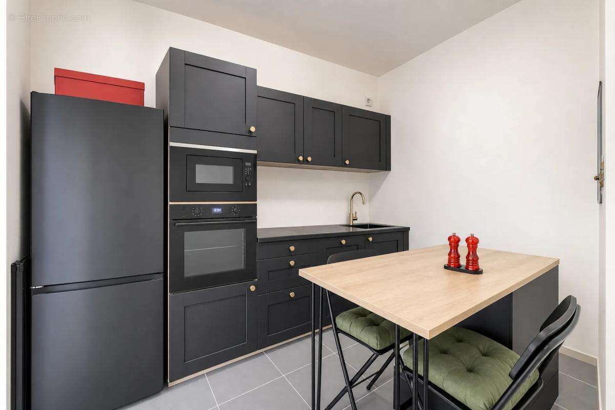 Appartement de 2 pièces de 47 m² à Saint-Ouen-sur-Seine - photo 3