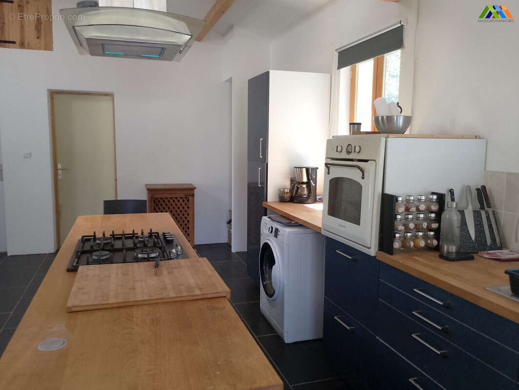 Maison 66 m² à Saint-Andre  - photo 3