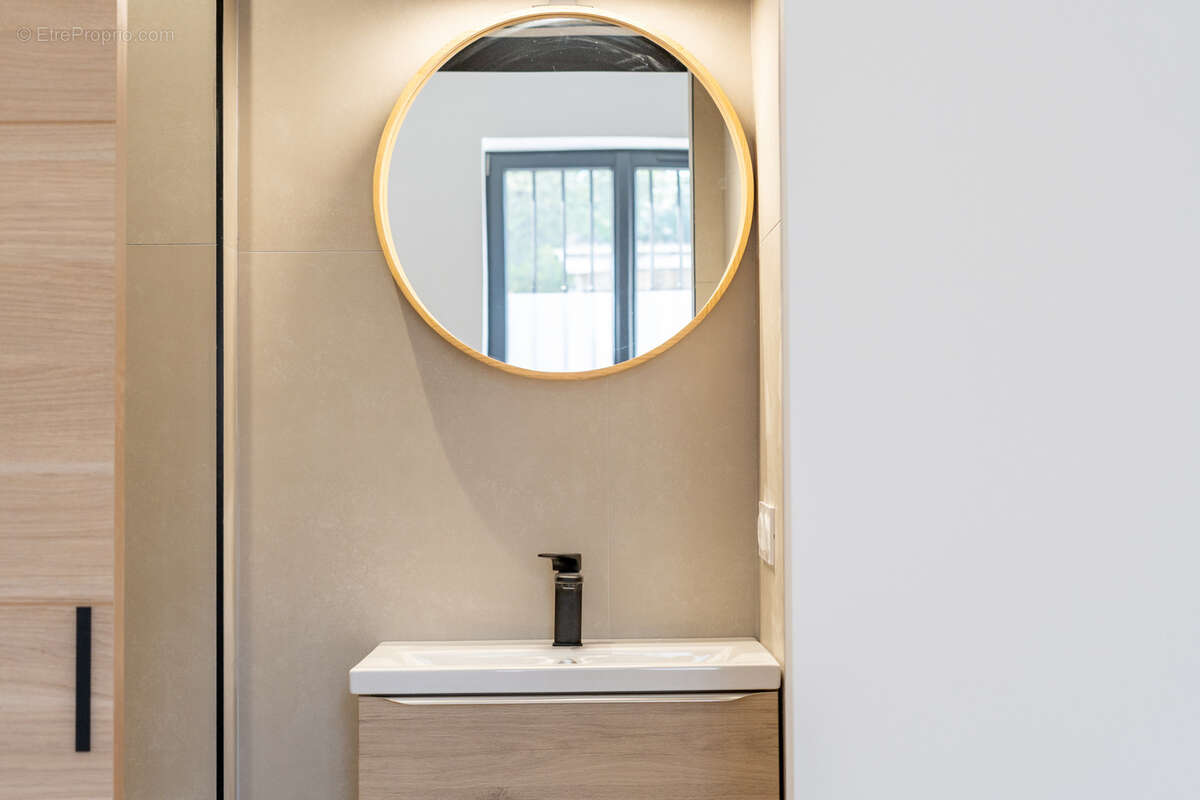 Appartement à MARSEILLE-13E