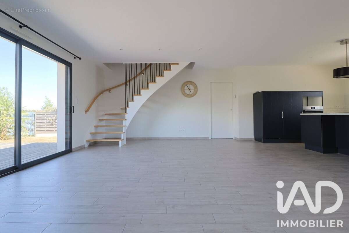 Maison 124 m² à Ligne  - photo 5
