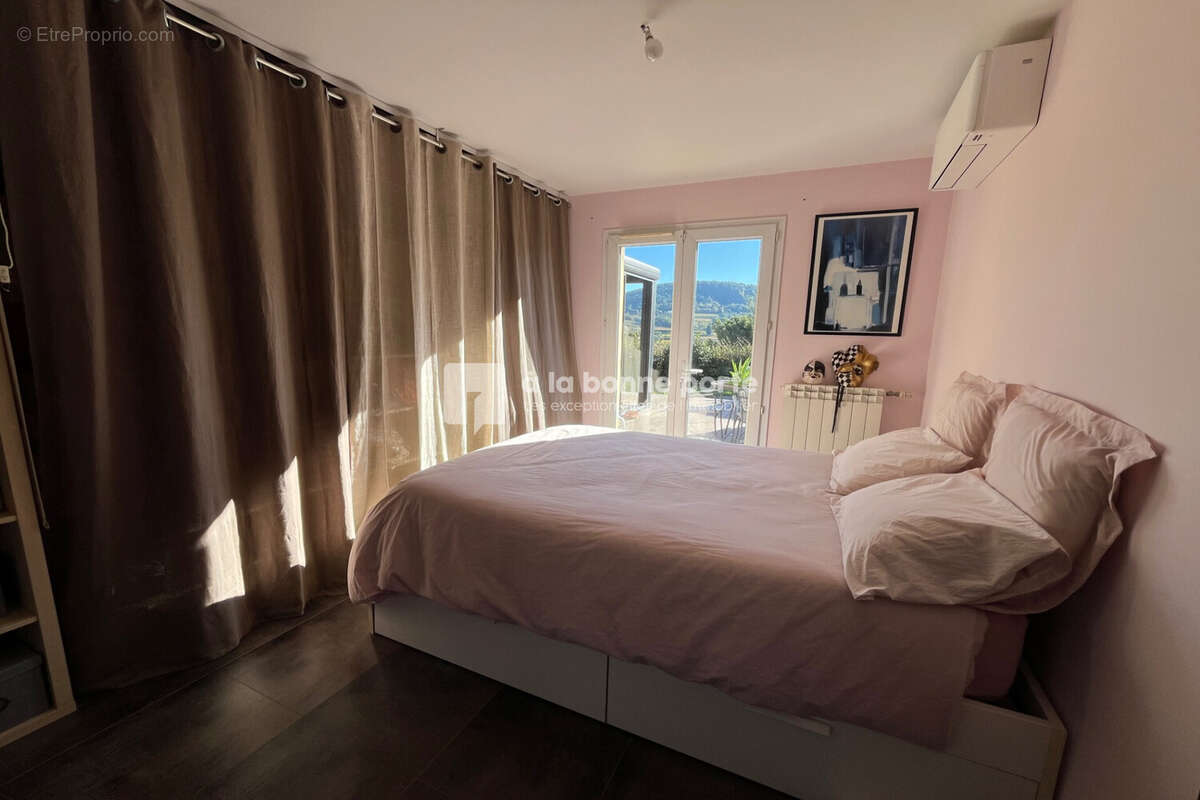 Maison 150 m² à La Cadiere-D'azur  - photo 9