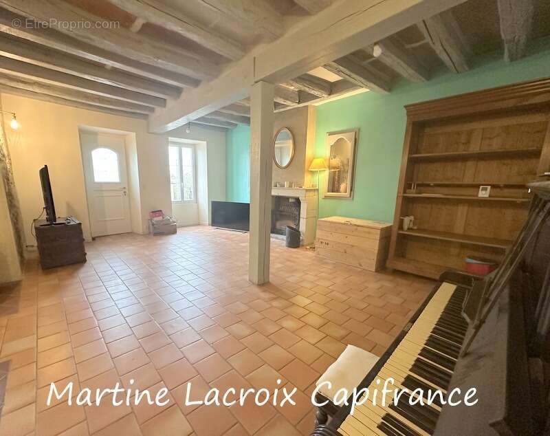 Maison à SCEAUX-SUR-HUISNE