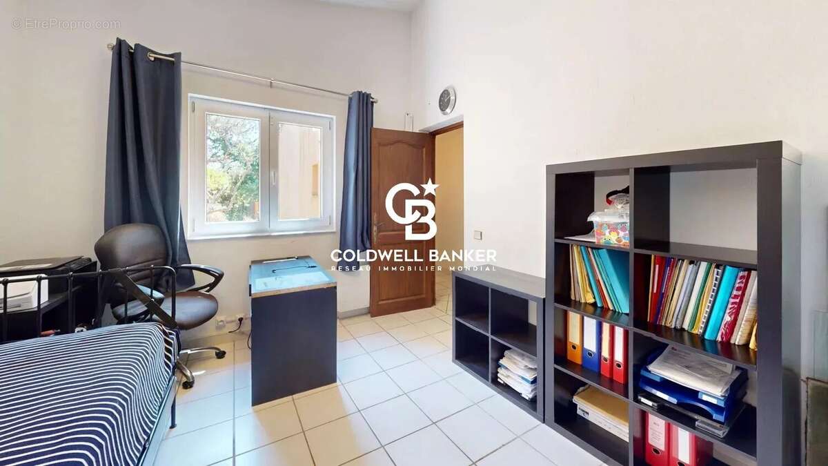 Maison de charme de plain-pied au cœur d'un parc d'oliviers de 5 030 m² - photo 17
