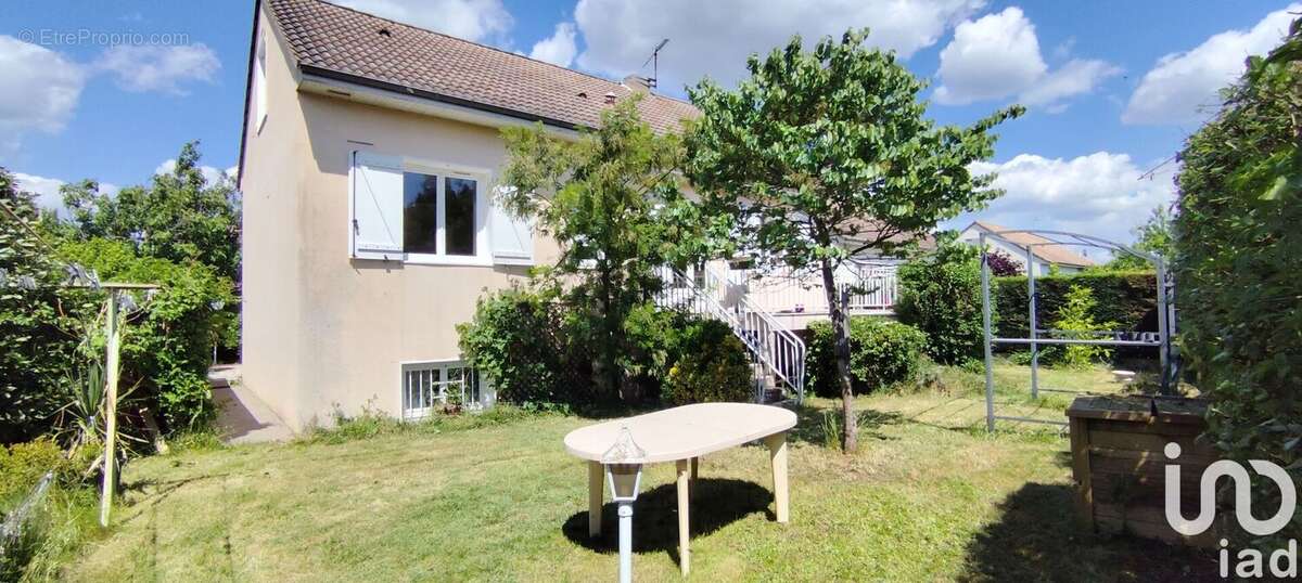 Photo 2 - Maison à CHASSENEUIL-DU-POITOU