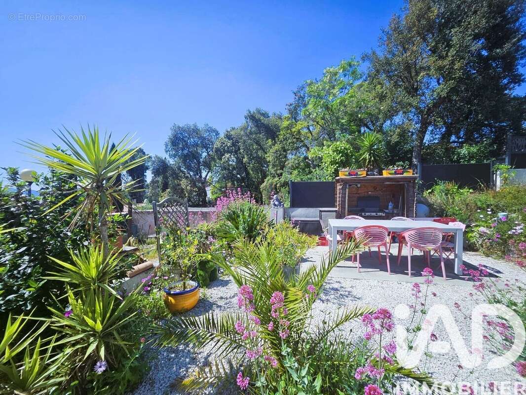 Photo 4 - Maison à FREJUS