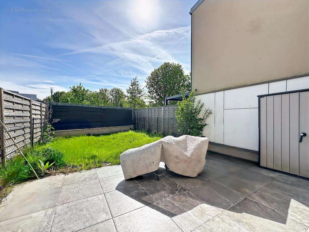 Maison à BUSSY-SAINT-GEORGES