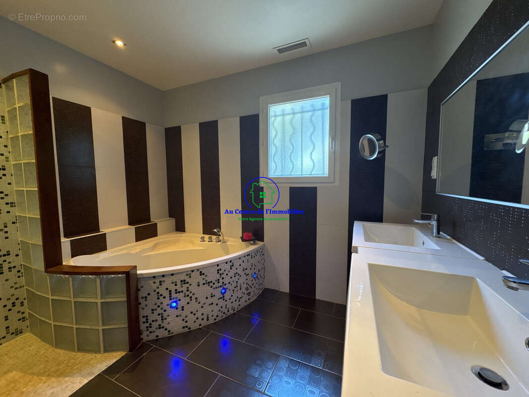 Maison à LAMAGISTERE