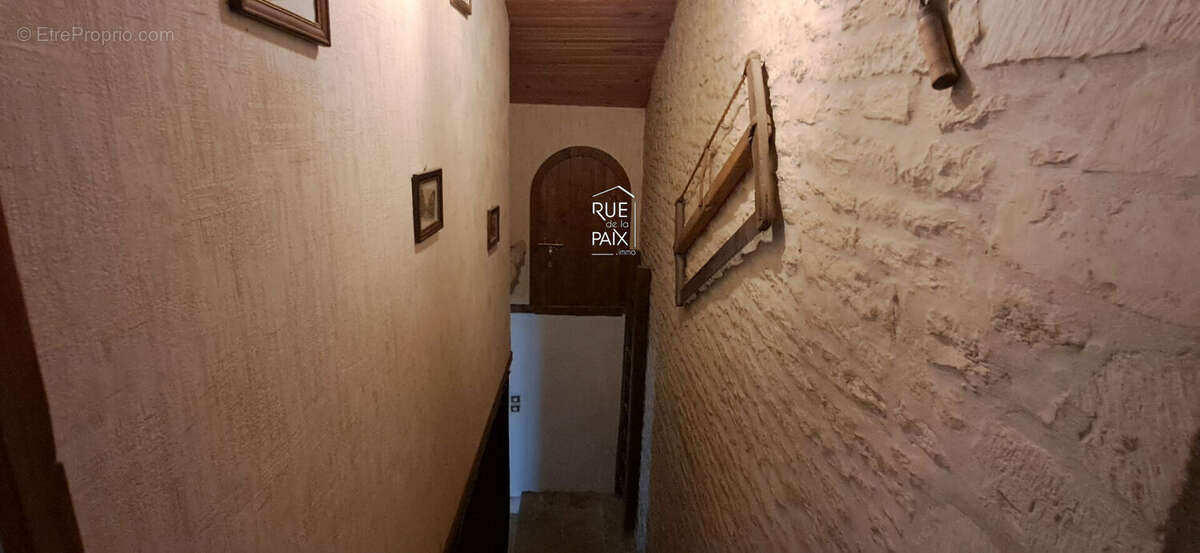 Maison à NEUVILLE-DE-POITOU