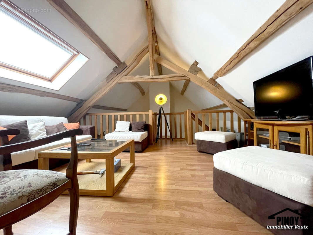 Maison à VILLETHIERRY