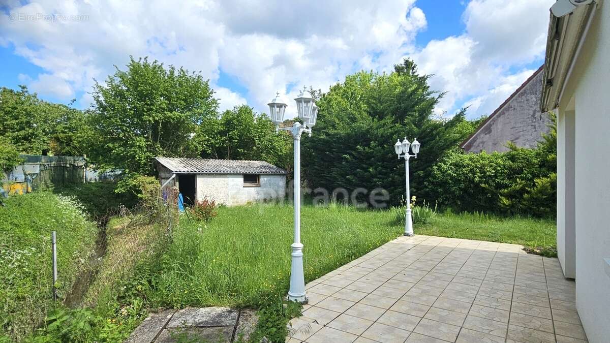 A vendre Plain pied 2 chambres Jardin et Dépendance GALLARDON (28) - photo 10