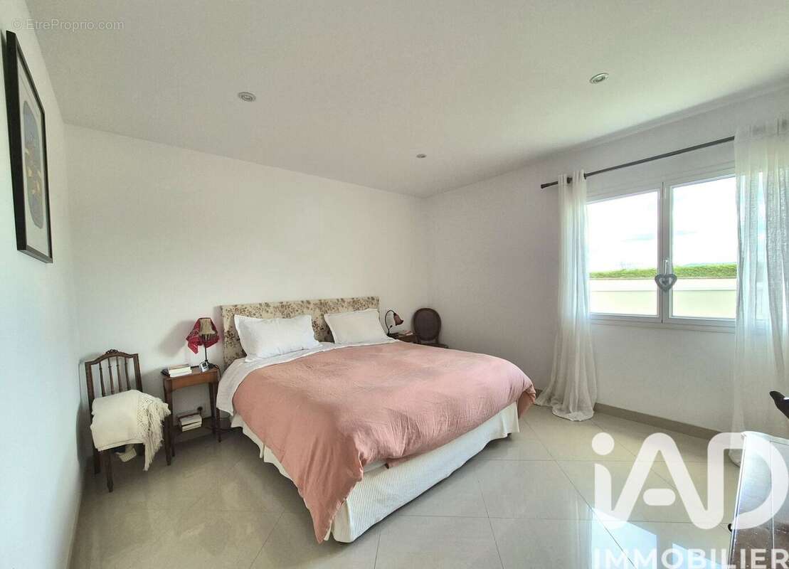 Photo 8 - Maison à COSNAC