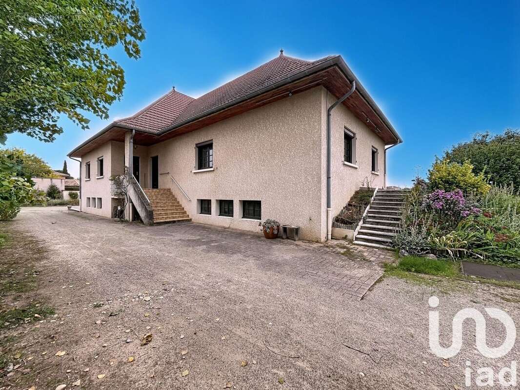 Photo 2 - Maison à GENAS