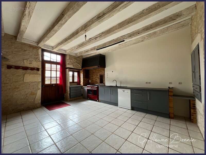 Maison à MAILLE
