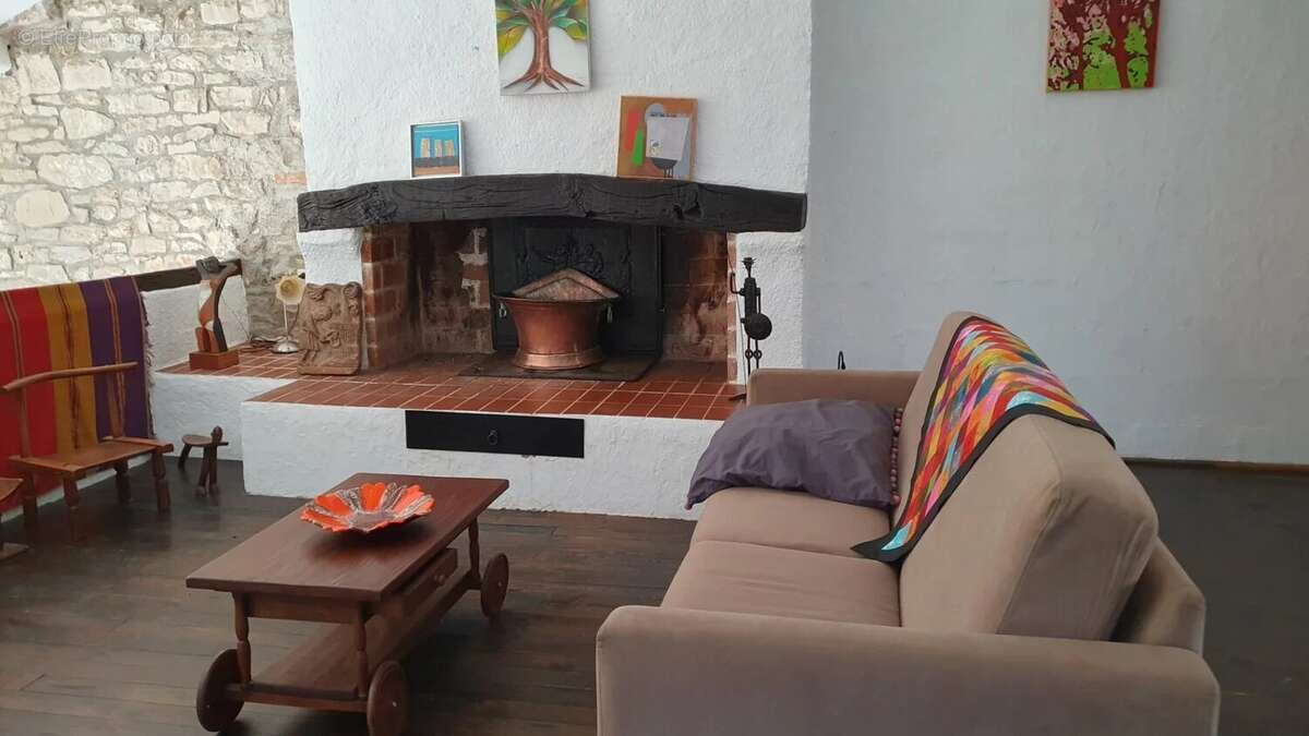 Maison à SAINT-ANTONIN-NOBLE-VAL