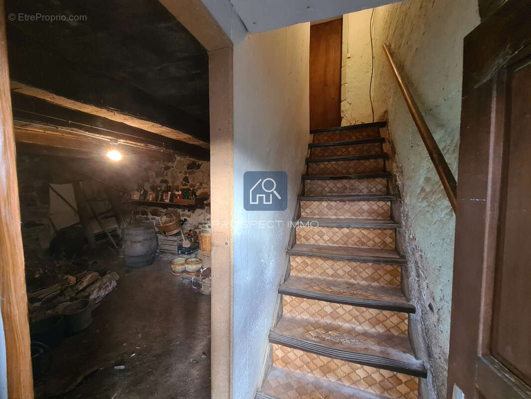 Maison à SAINT-COME-D'OLT