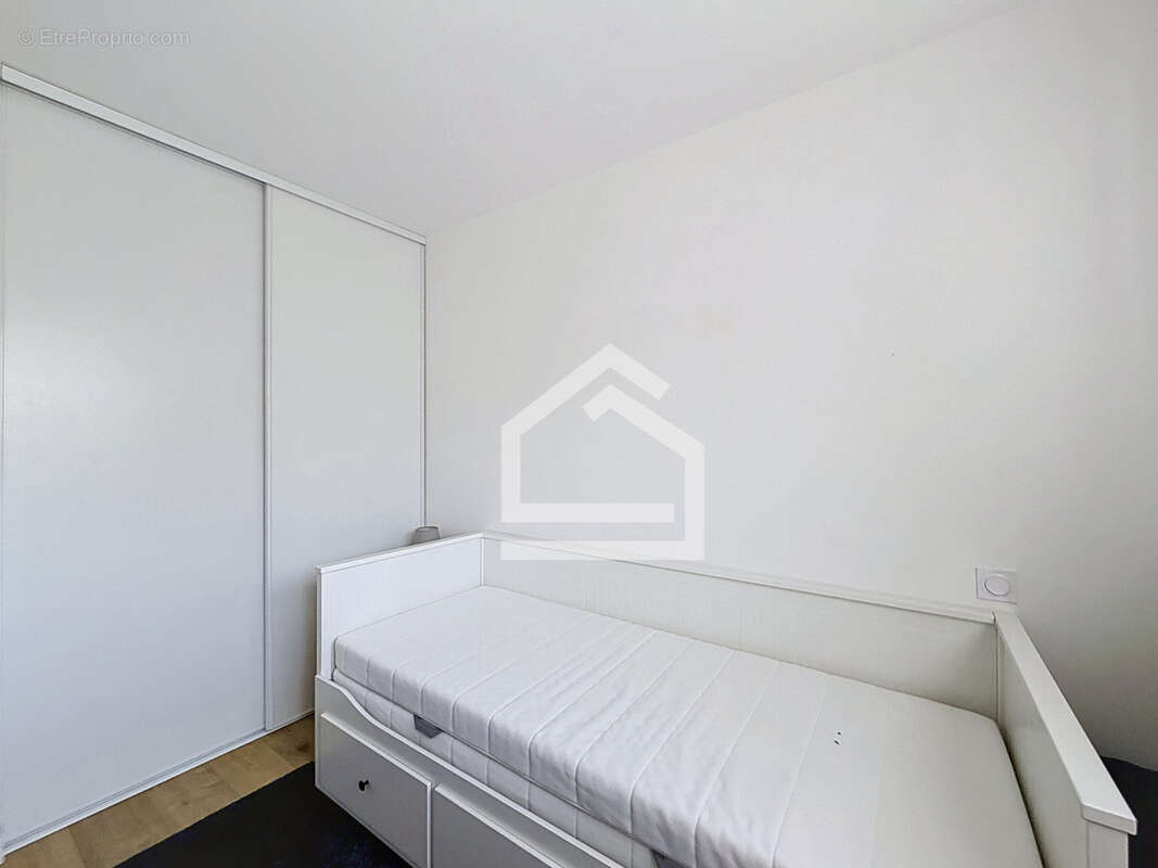 Saint Aubin de Médoc - Exclusivité - Maison avec trois chambres et garage dans un environnement privilégié - photo 12