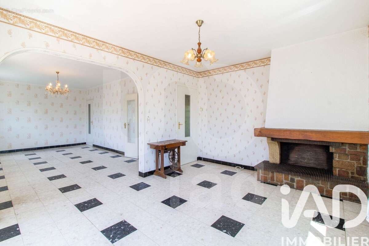 Photo 8 - Maison à THOUROTTE