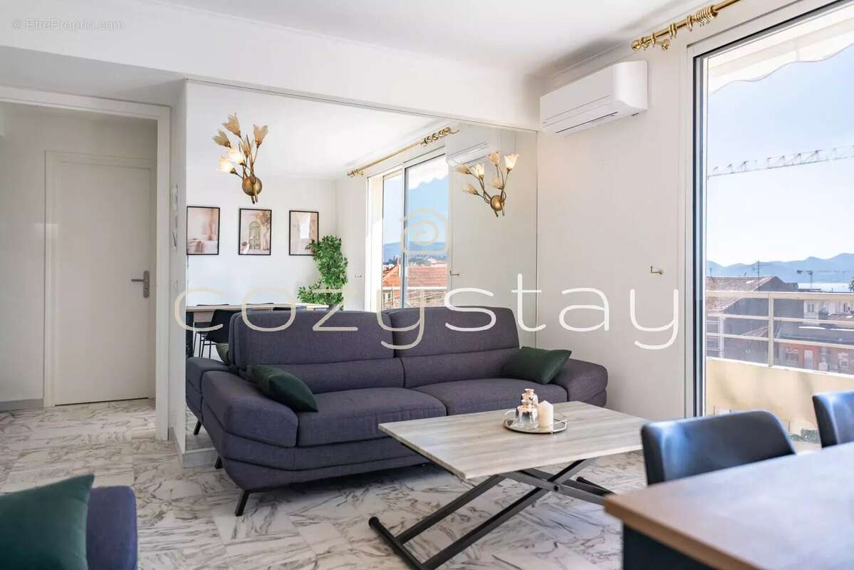 Appartement à CANNES