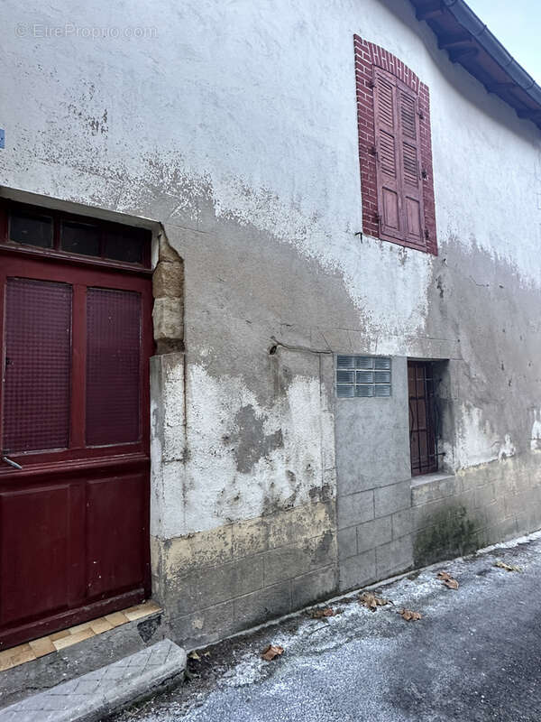 Maison à DECAZEVILLE