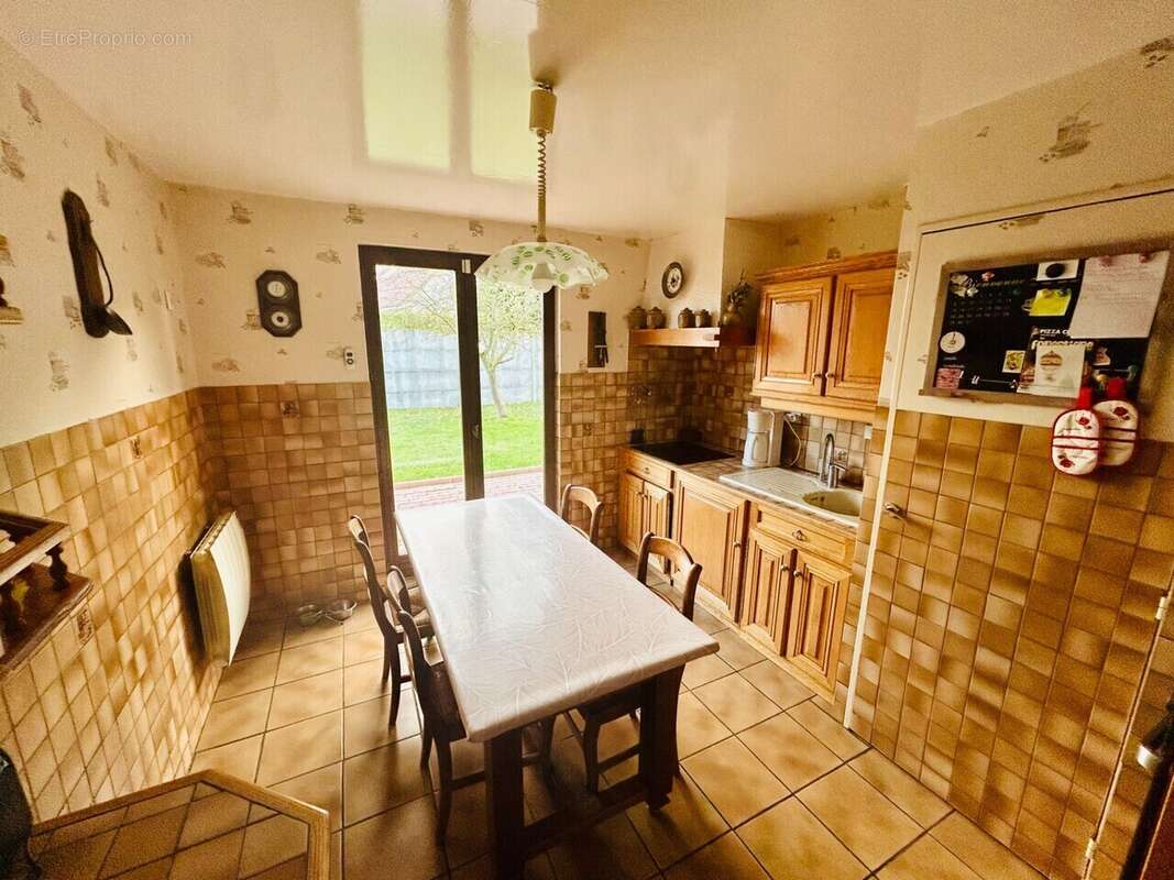 Maison à SAINT-FOLQUIN