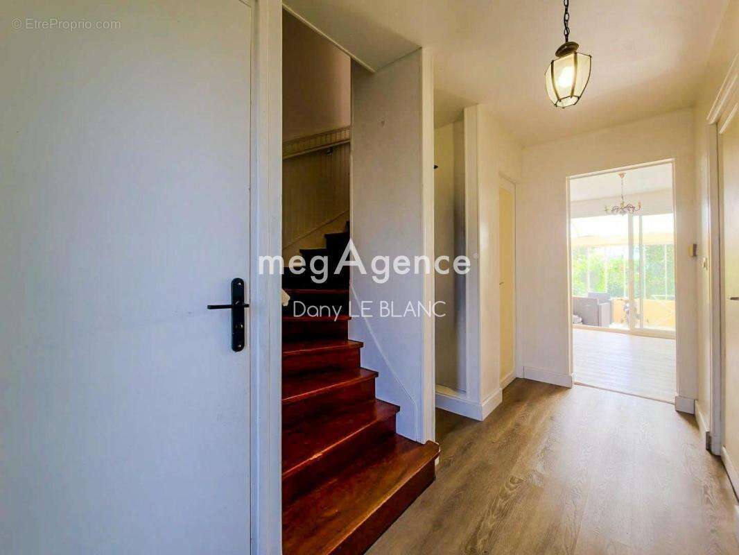 Maison familiale 4 pièces avec jardin - photo 9