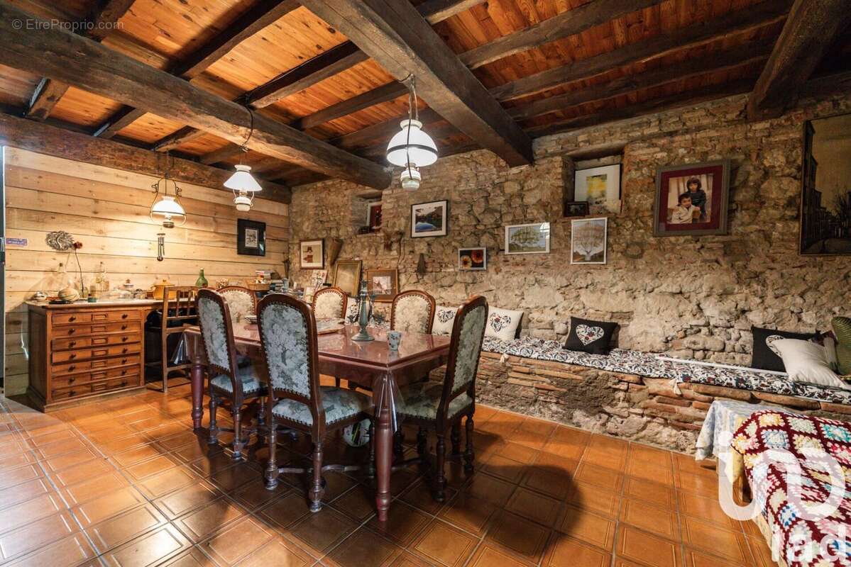 Maison 285 m² à Rabastens  - photo 6