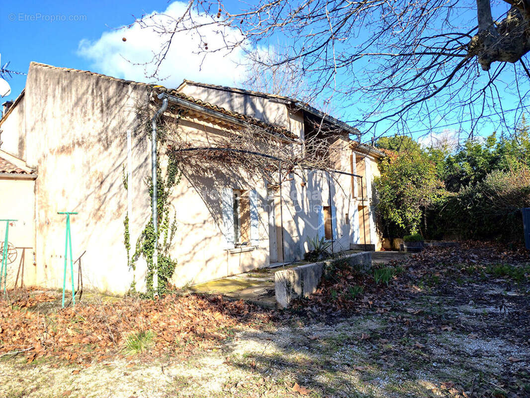 Maison à JONQUIERES