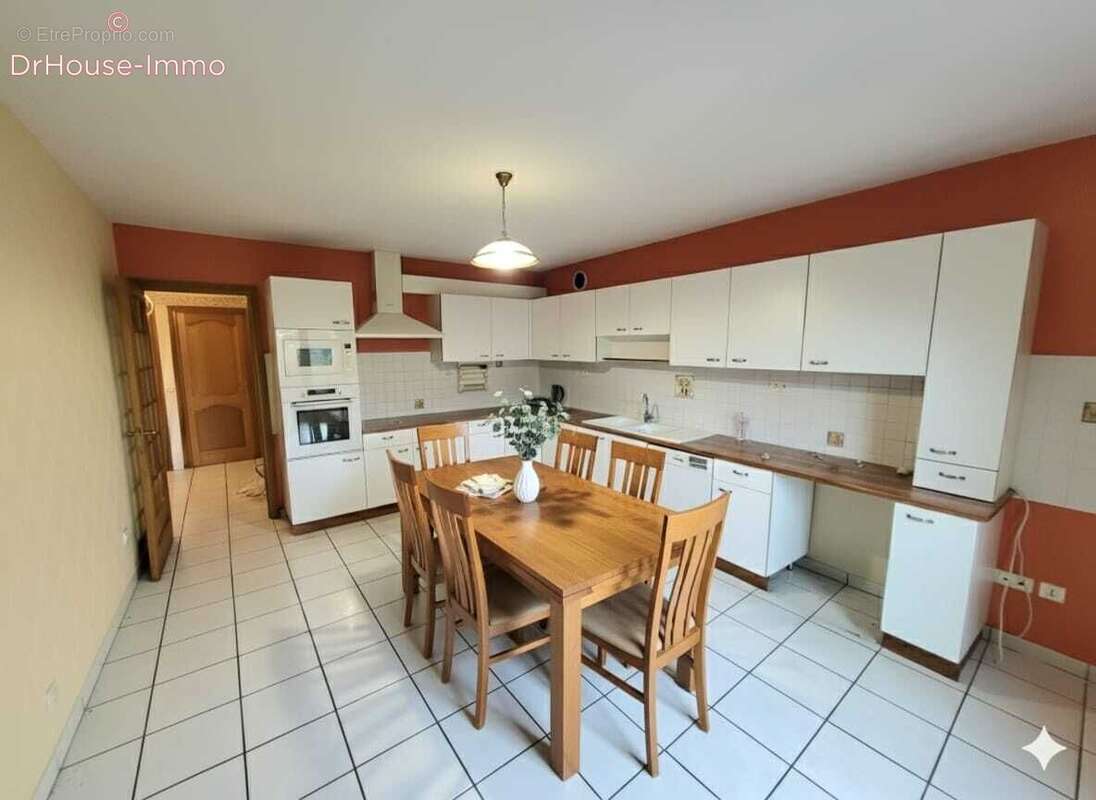 Appartement à ESPALY-SAINT-MARCEL