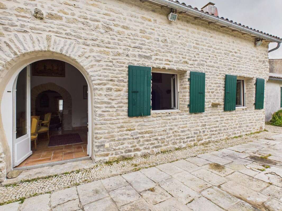 Photo 3 - Maison à SAINT-CLEMENT-DES-BALEINES