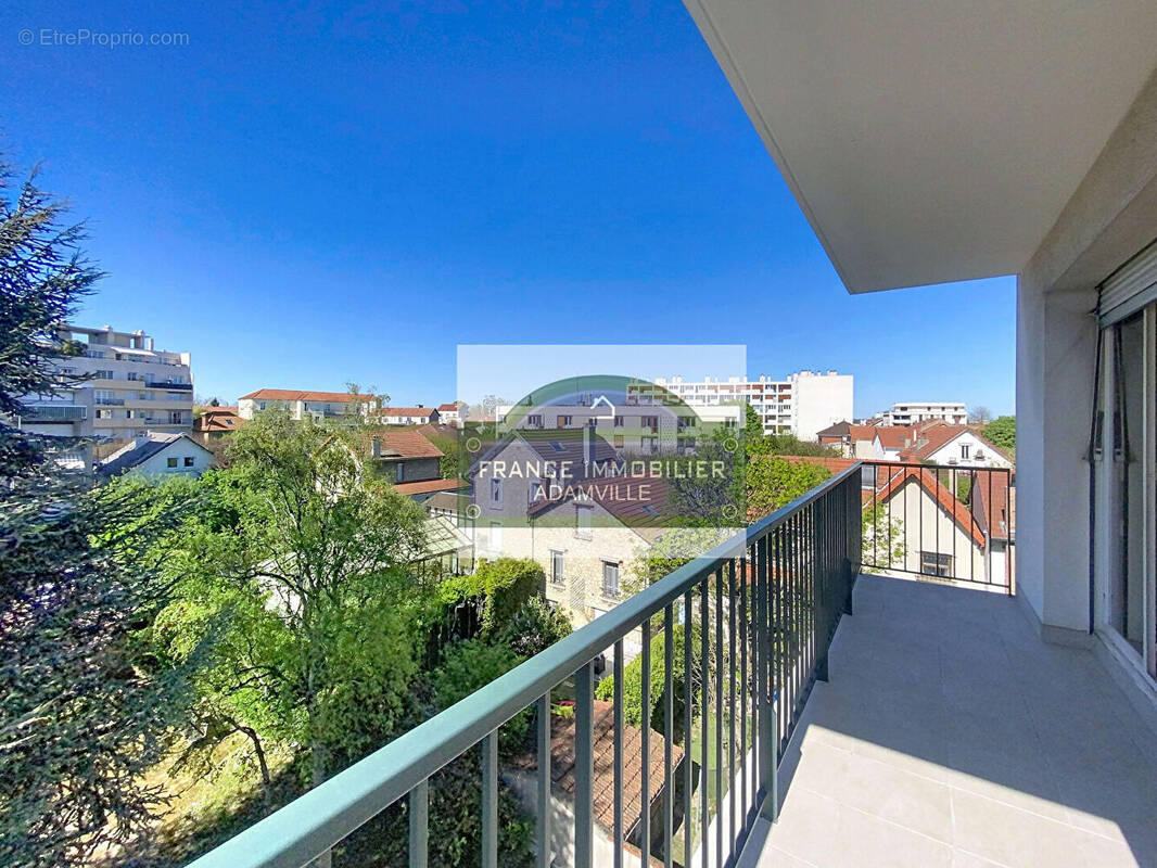 Appartement à SAINT-MAUR-DES-FOSSES