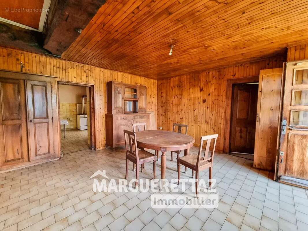 Maison à AYSE