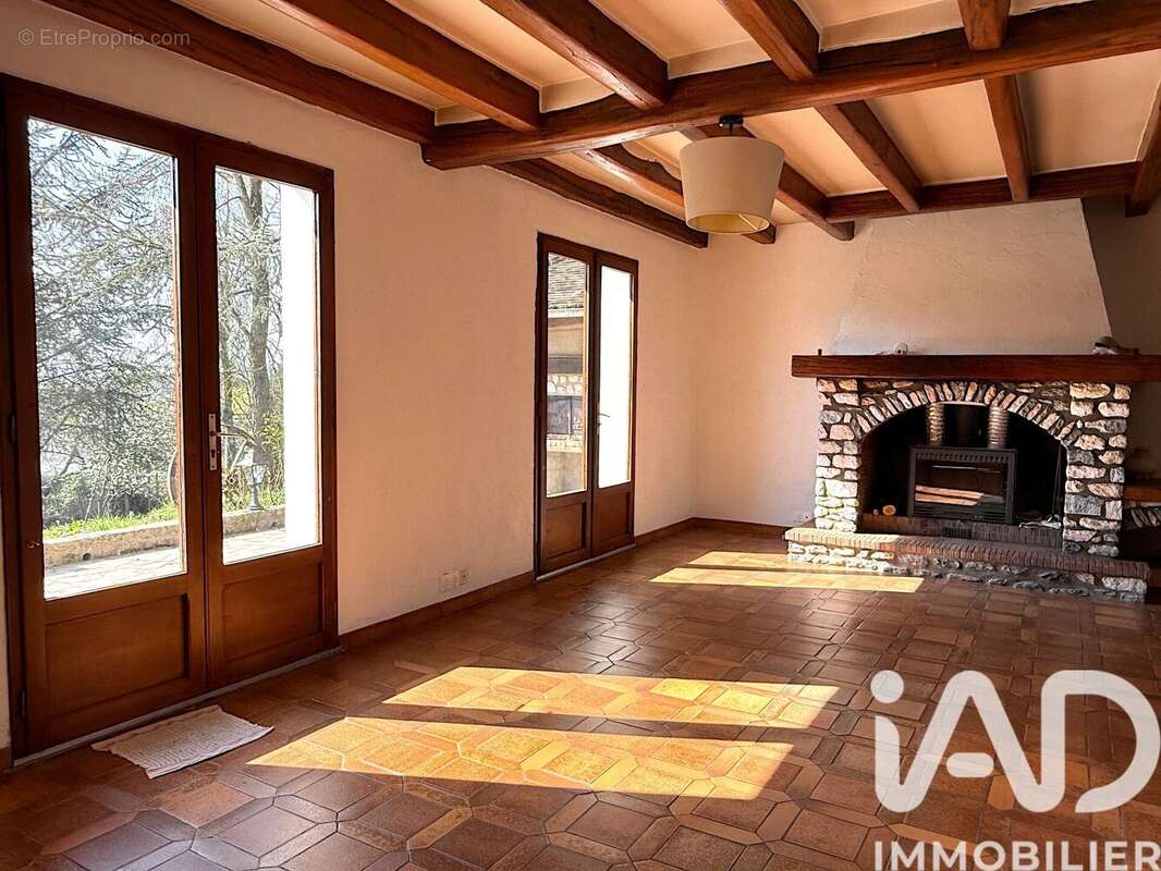 Photo 2 - Maison à HOUDAN