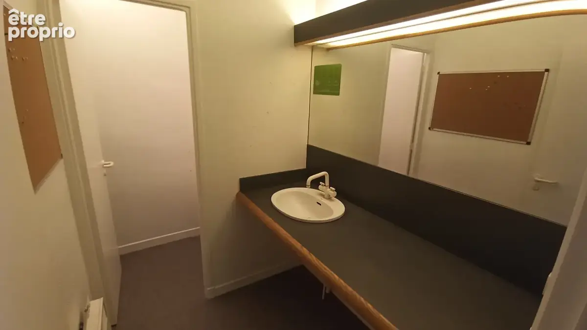 Local commercial ou habitation - photo 5