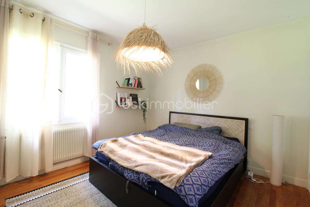 Maison à SAINT-PIERRE-DU-MONT