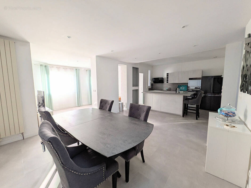 Maison à VILLEMOMBLE