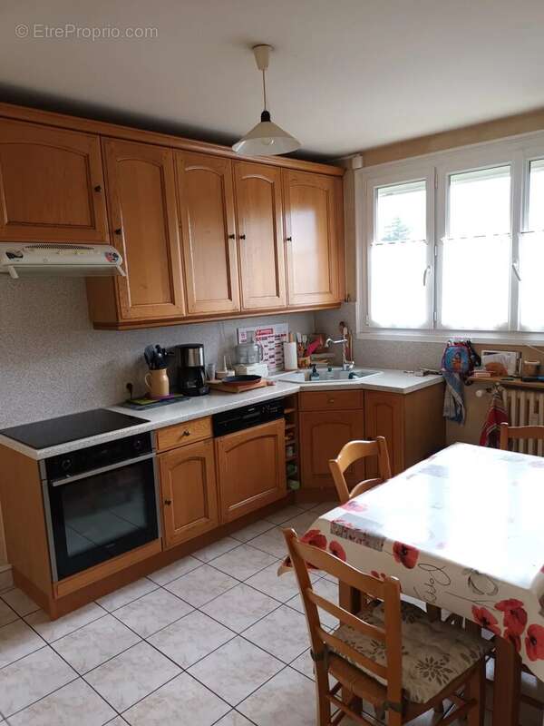 Appartement à MONTCEAU-LES-MINES