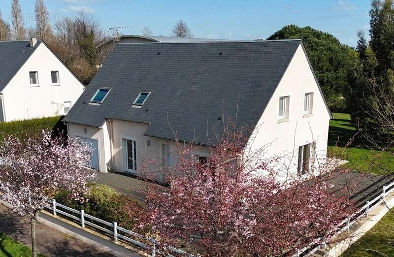 Maison à BALLEROY