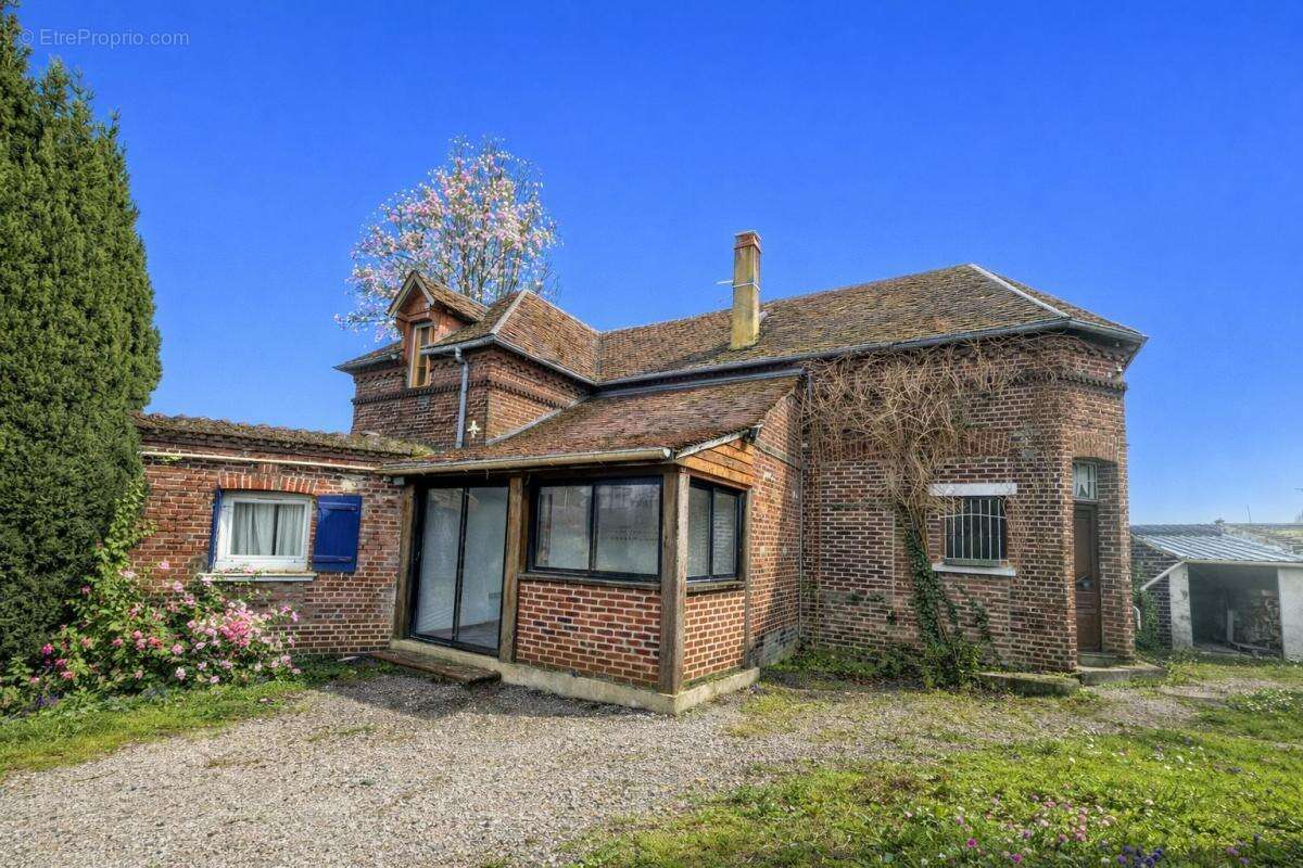 Maison à BEAUVAIS