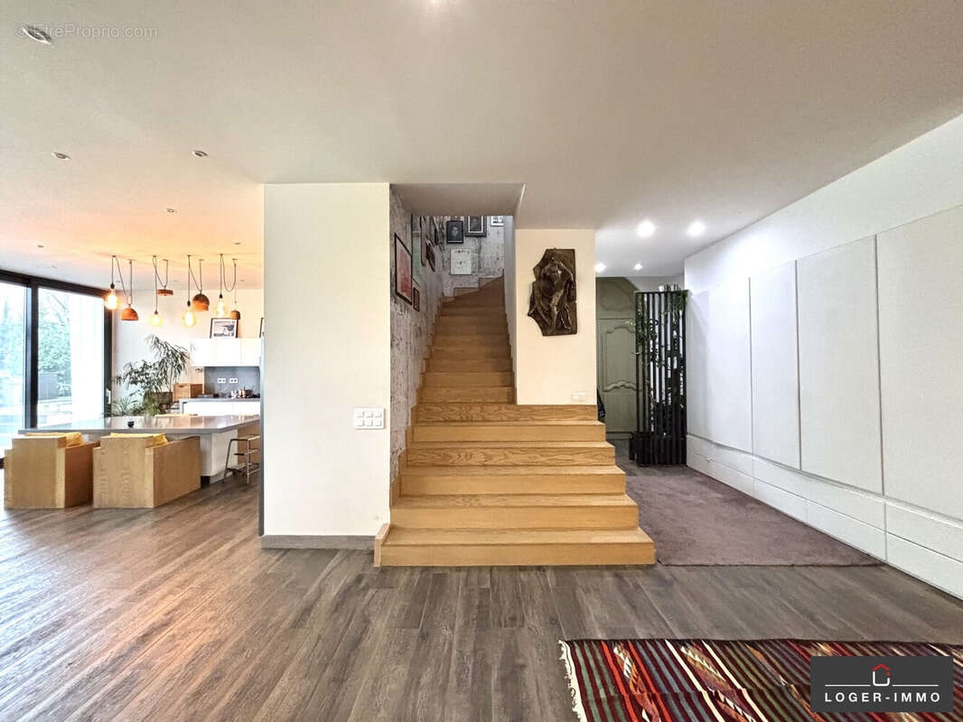 Maison à SAINT-MAUR-DES-FOSSES