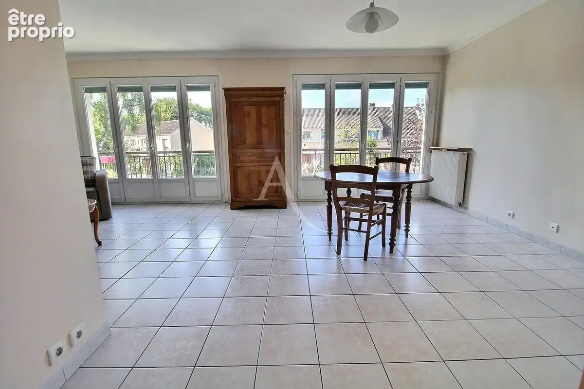 Appartement 4 pièces de 85 m² avec grand balcon et faibles charges - photo 2