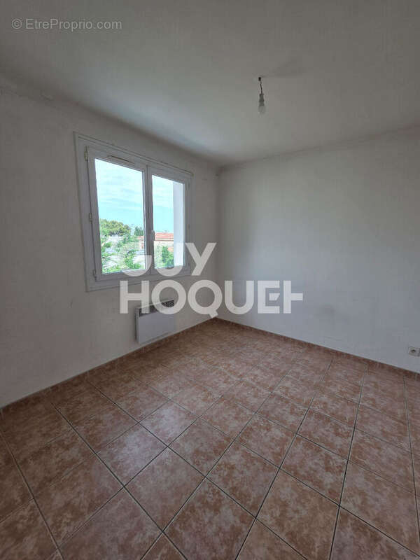 Appartement à CHATEAUNEUF-LES-MARTIGUES
