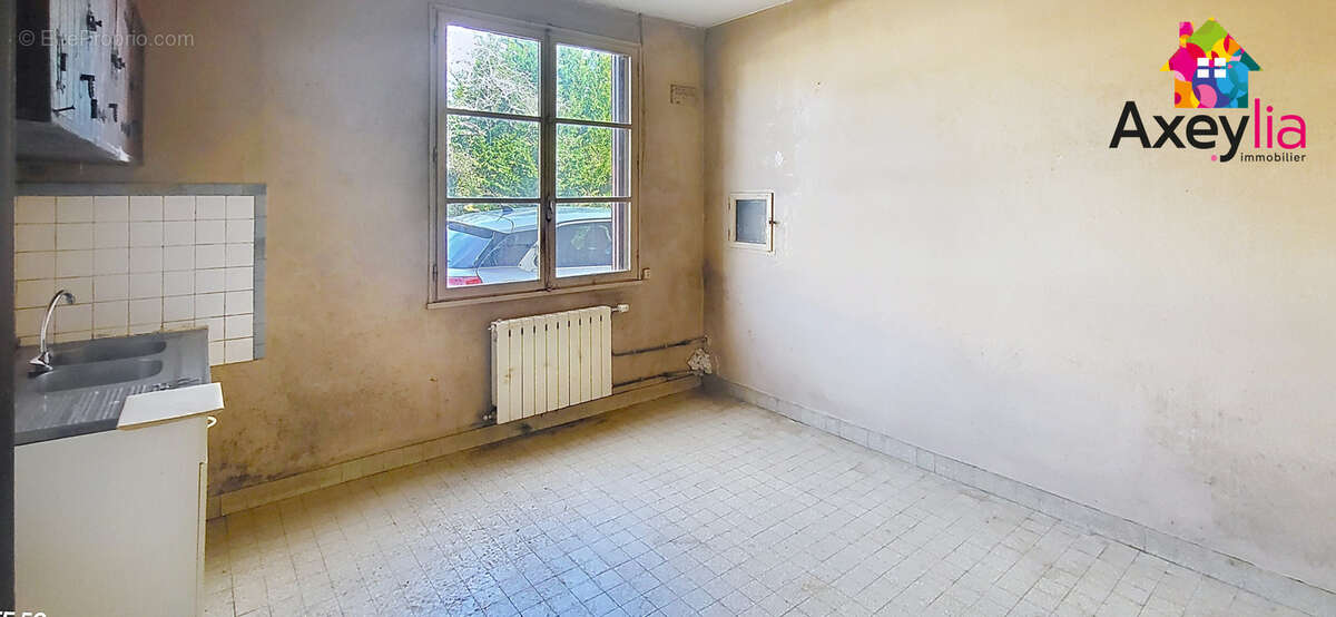 A vendre- artaix- maison 6 chambres avec terrain - photo 8
