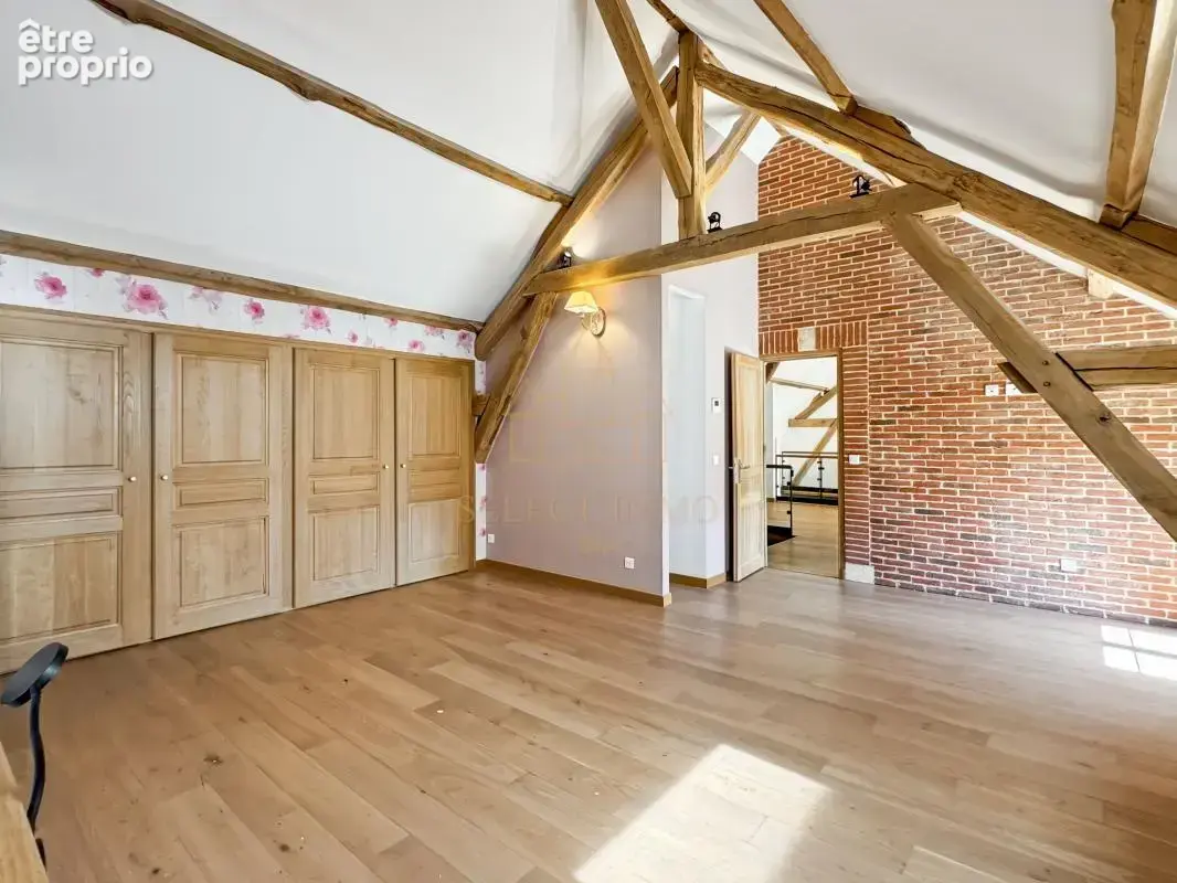 Grange rénovée – plus de 320 m² – marcilly-la-campagne - photo 17